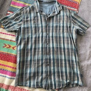 Kuhl Mens Sz Large Tapered Fit Button Down Shirt Short Sleeve Plaid